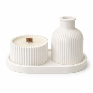 Rinkinys su sojų vaško žvake medine kryžmine dagtimi "Confidence"